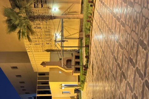 Villa de 9 dormitorios en Riyadh, Saudi Arabia No. 69095 3