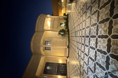 Villa de 9 dormitorios en Riyadh, Saudi Arabia No. 69095 6