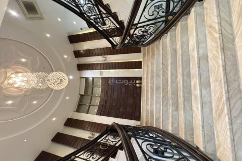 Villa de 9 dormitorios en Riyadh, Saudi Arabia No. 69095 19
