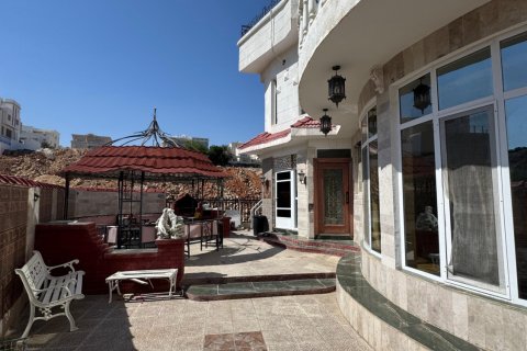 9 bedrooms Villa in Bawshar, Oman No. 54775 7