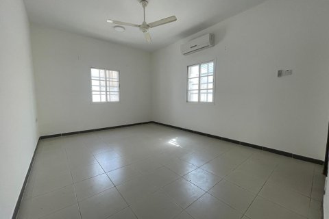 Villa de 3 chambres à Al Khuwair, Oman No. 54779 7