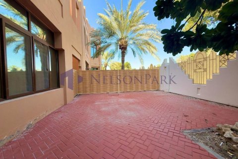 Villa de 5 dormitorios en Doha, Qatar No. 57728 12