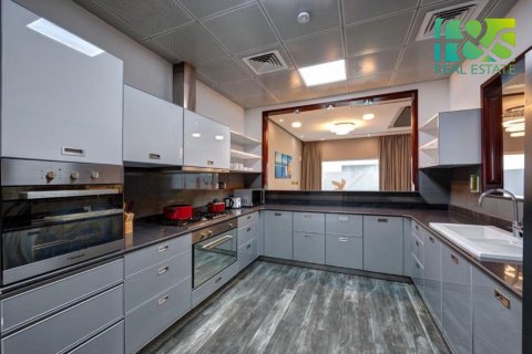 3 bedrooms Villa in Al Jazirah Al Hamra, UAE No. 28425 10