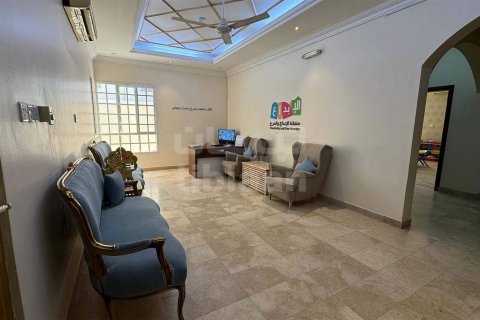 5 bedrooms Villa in As Sib, Oman No. 53274 4
