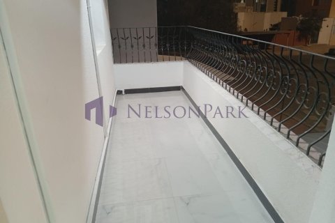 3 bedrooms Apartment in Doha, Qatar No. 60990