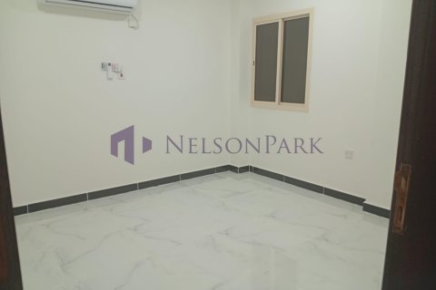 3 bedrooms Apartment in Doha, Qatar No. 60990 5