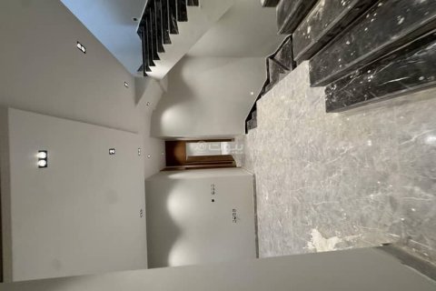 Villa de 5 chambres à Riyadh, Saudi Arabia No. 62512 20