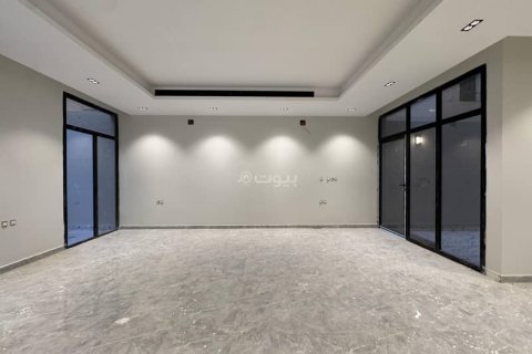 Villa de 5 chambres à Riyadh, Saudi Arabia No. 62512 11