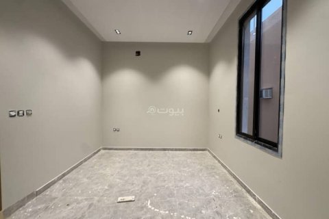 Villa de 5 chambres à Riyadh, Saudi Arabia No. 62512 21