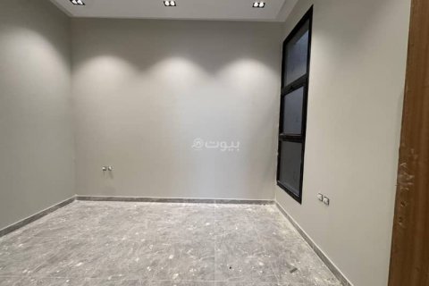 Villa de 5 chambres à Riyadh, Saudi Arabia No. 62512 26