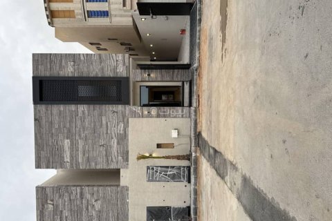 Villa de 5 chambres à Riyadh, Saudi Arabia No. 62512 6