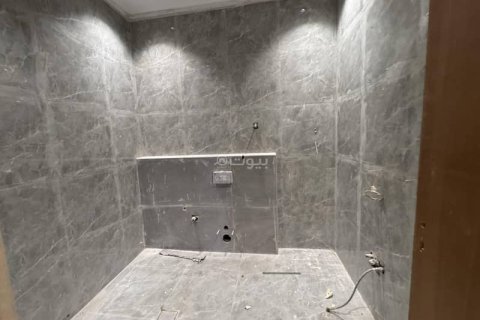 Villa de 5 chambres à Riyadh, Saudi Arabia No. 62512 15