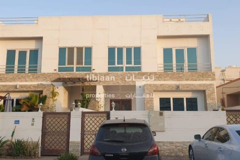 6 bedrooms Twin Villa in As Sib, Oman No. 53407