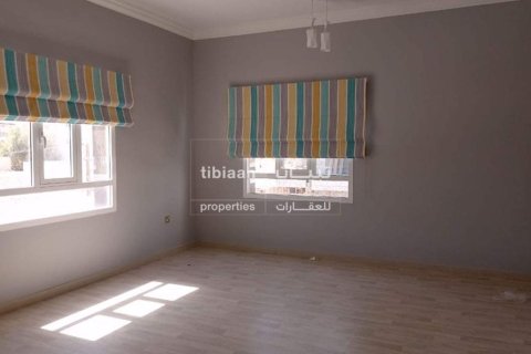 Villa Gemela de 5 dormitorios en Al Ansab, Oman No. 53411 6