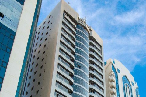 MOON TOWER في Al Khalidiya, الإمارات العربية المتحدة رقم 69797
