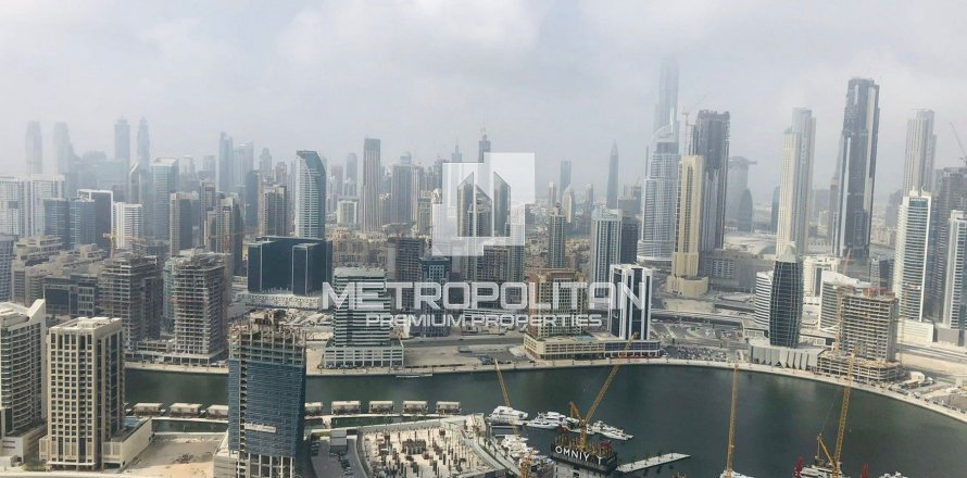 Квартира с 1 спальней в DAMAC Towers by Paramount, ОАЭ №33423