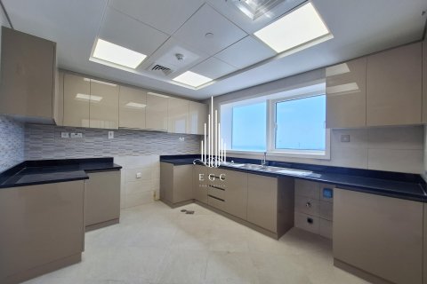 3 غرف نوم شقة في Corniche Road, الإمارات العربية المتحدة رقم 36754 11