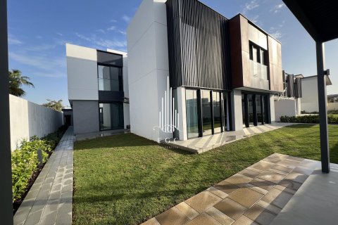5 bedrooms Villa on the Saadiyat Island, UAE No. 36770 10