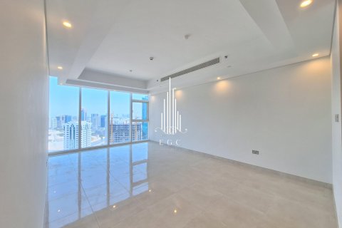 2 bedrooms Apartment in Corniche Road, UAE No. 36755 4