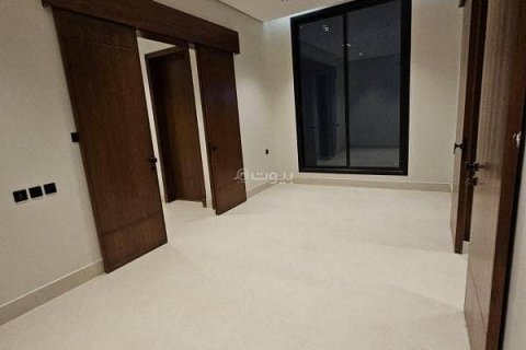 Villa de 5 chambres à Riyadh, Saudi Arabia No. 62495 6