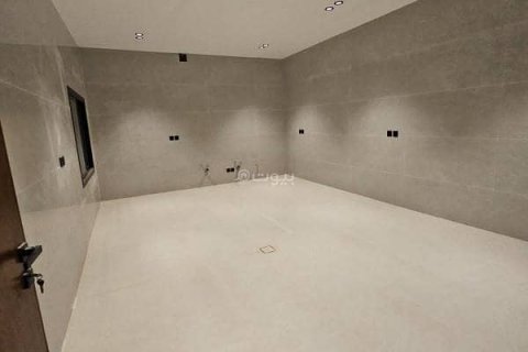 Villa de 5 chambres à Riyadh, Saudi Arabia No. 62495 11