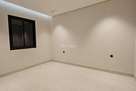 Villa de 5 chambres à Riyadh, Saudi Arabia No. 62495 8