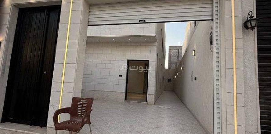 4 bedrooms Apartment in Riyadh, Saudi Arabia No. 62497