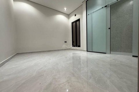 4 bedrooms Apartment in Riyadh, Saudi Arabia No. 62497 10