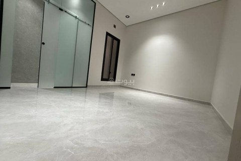 4 bedrooms Apartment in Riyadh, Saudi Arabia No. 62497 13