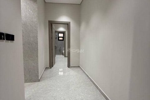 4 bedrooms Apartment in Riyadh, Saudi Arabia No. 62497 9