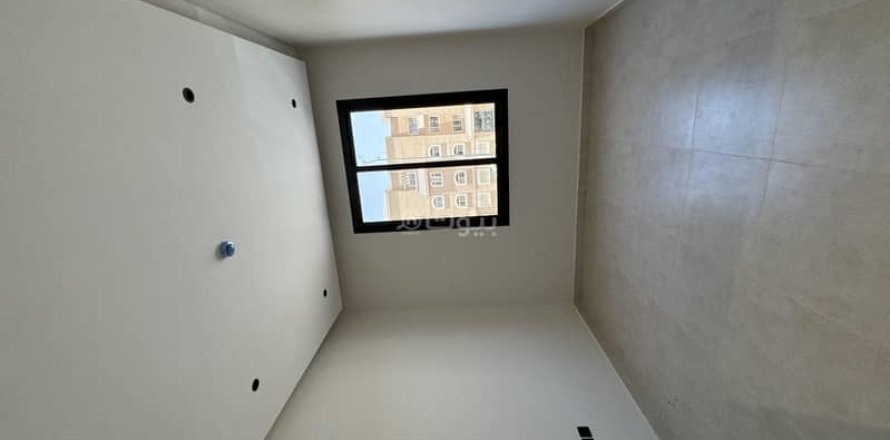 Квартира с 3 спальнями в Эр-Рияд, Саудовская Аравия №69117