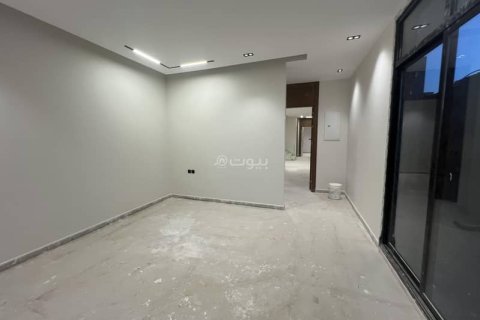Villa de 4 dormitorios en Riyadh, Saudi Arabia No. 69172 6