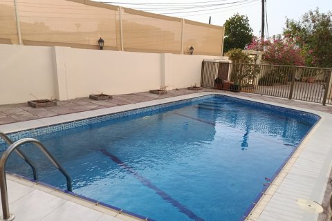 Villa Jumelée de 5 chambres à Muscat, Oman No. 106905 6
