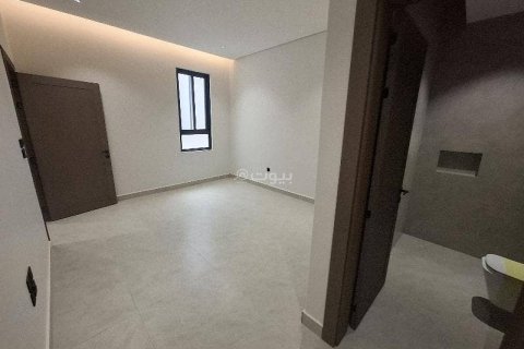 3 bedrooms Apartment in Riyadh, Saudi Arabia No. 69154 14