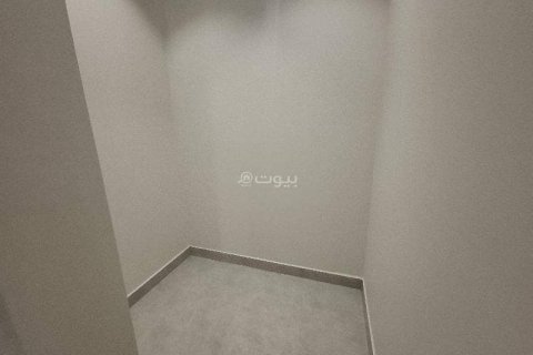 3 bedrooms Apartment in Riyadh, Saudi Arabia No. 69154 8