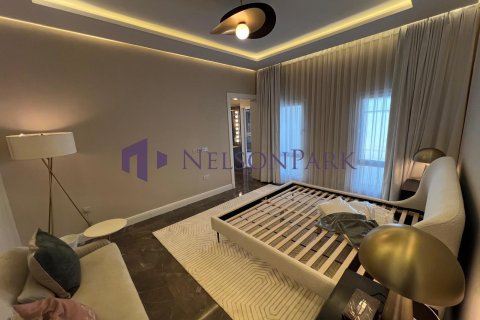 7 bedrooms Villa in Doha, Qatar No. 58124 5