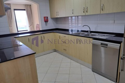 Apartment de 2 dormitorios en Doha, Qatar No. 58136 9