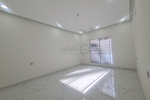 4 bedrooms Apartment in Al Hidd, Bahrain No. 99416 5