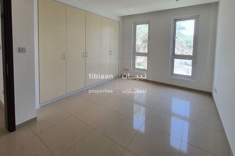 Villa de 3 dormitorios en Muscat, Oman No. 53973 4