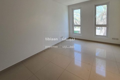 Villa de 3 dormitorios en Muscat, Oman No. 53973 8