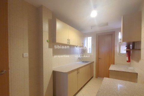 Apartment de 2 dormitorios en As Sib, Oman No. 53970 5