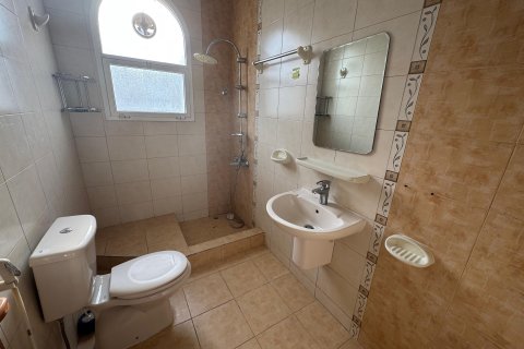 2 bedrooms Apartment in Ruwi, Oman No. 98588 6