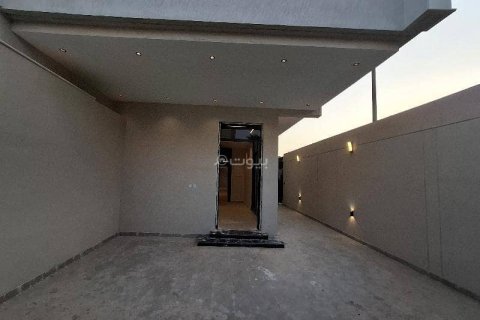 Villa de 4 chambres à Riyadh, Saudi Arabia No. 69156 18