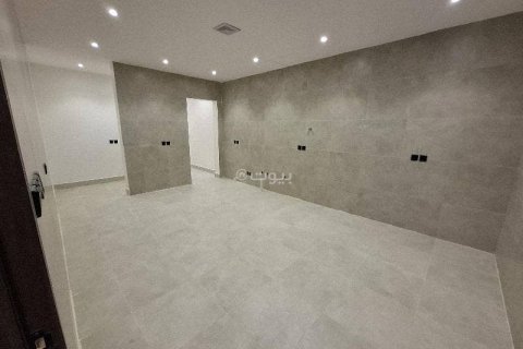 Villa de 4 chambres à Riyadh, Saudi Arabia No. 69158 8