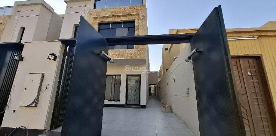 Villa de 4 chambres à Riyadh, Saudi Arabia No. 69158