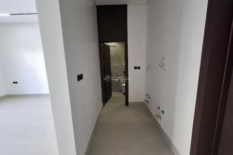 Villa de 4 chambres à Riyadh, Saudi Arabia No. 69158 5