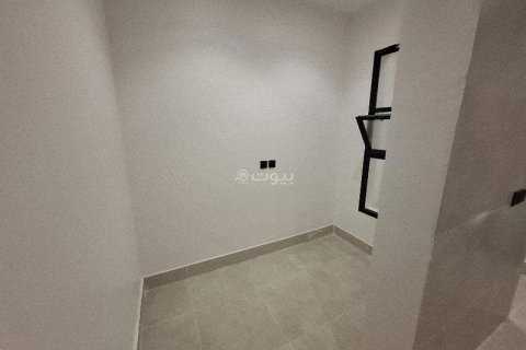 Villa de 4 chambres à Riyadh, Saudi Arabia No. 69158 10