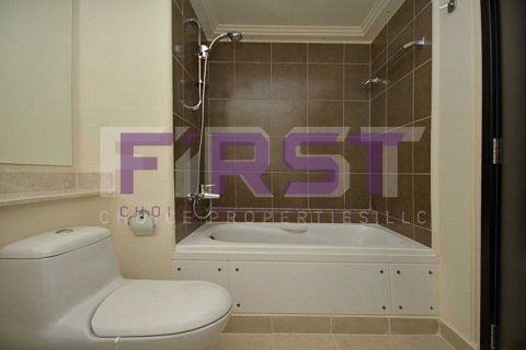Villa de 4 dormitorios en Al Reef, UAE No. 11940 11