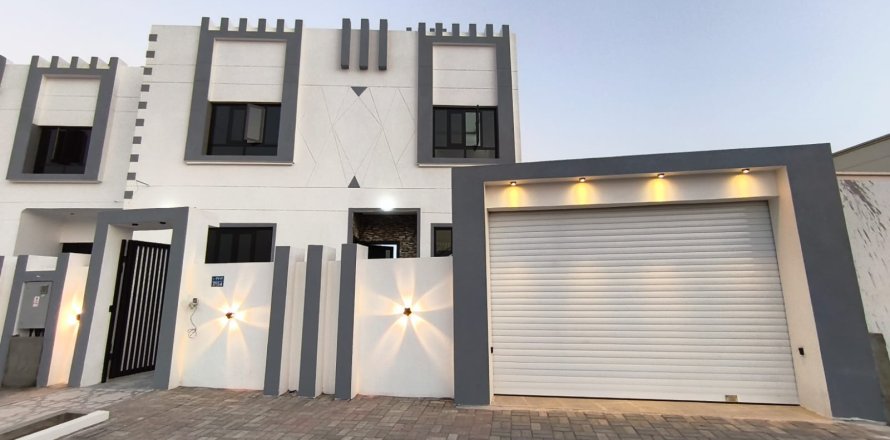 6 غرفة نوم فيلا في مسقط , عُمان رقم 62742