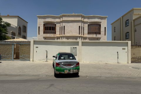 3 bedrooms Villa in Muscat, Oman No. 62744